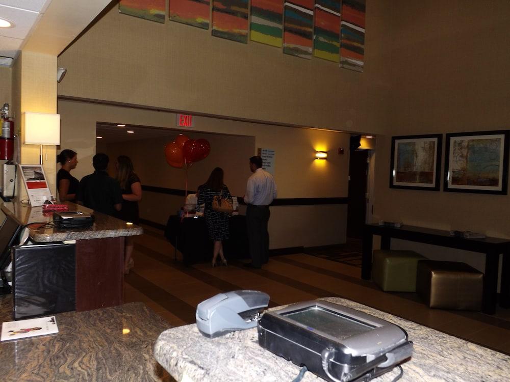 Holiday Inn Express Lexington Southwest Nicholasville By Ihg Екстериор снимка