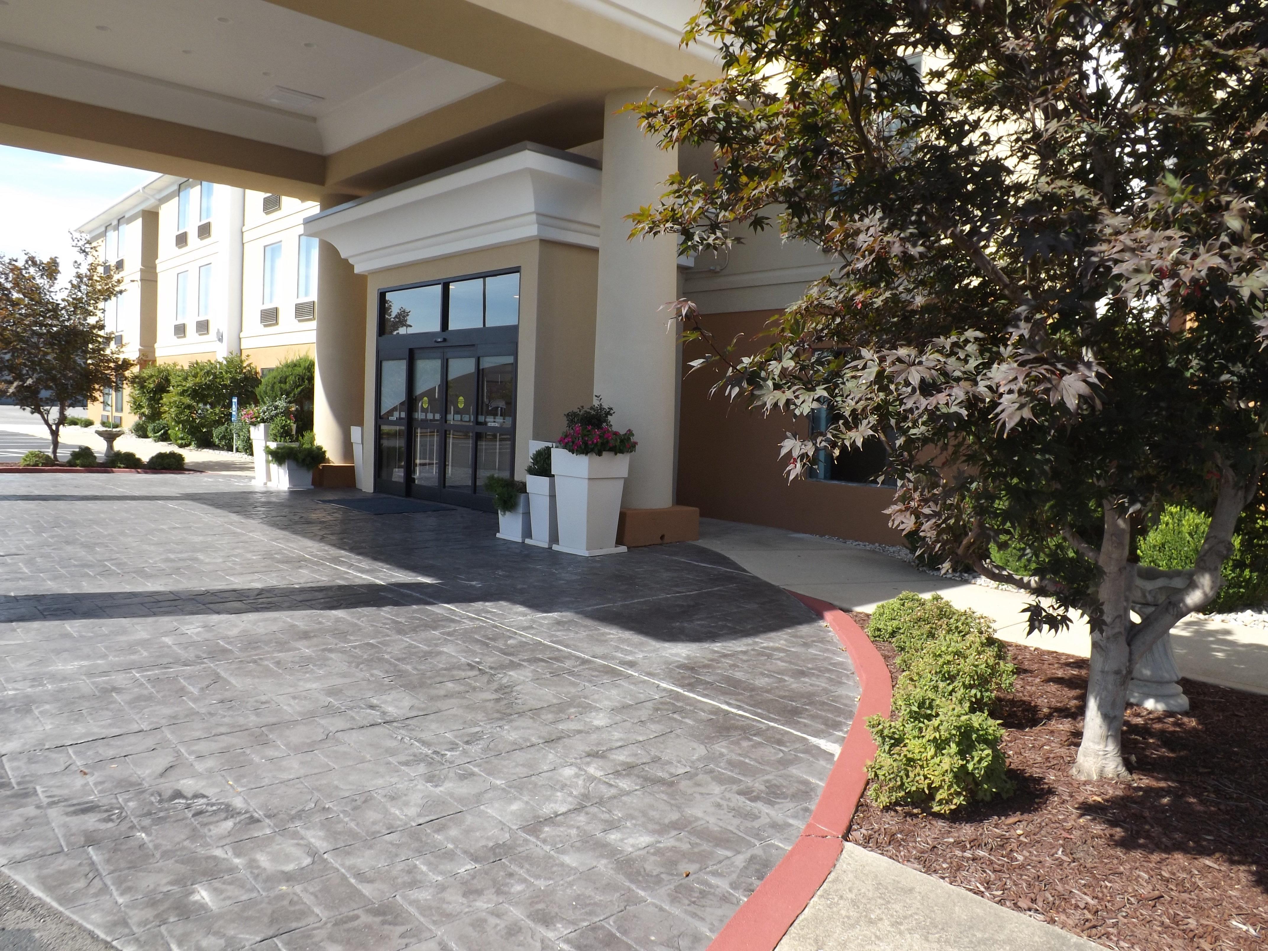 Holiday Inn Express Lexington Southwest Nicholasville By Ihg Екстериор снимка