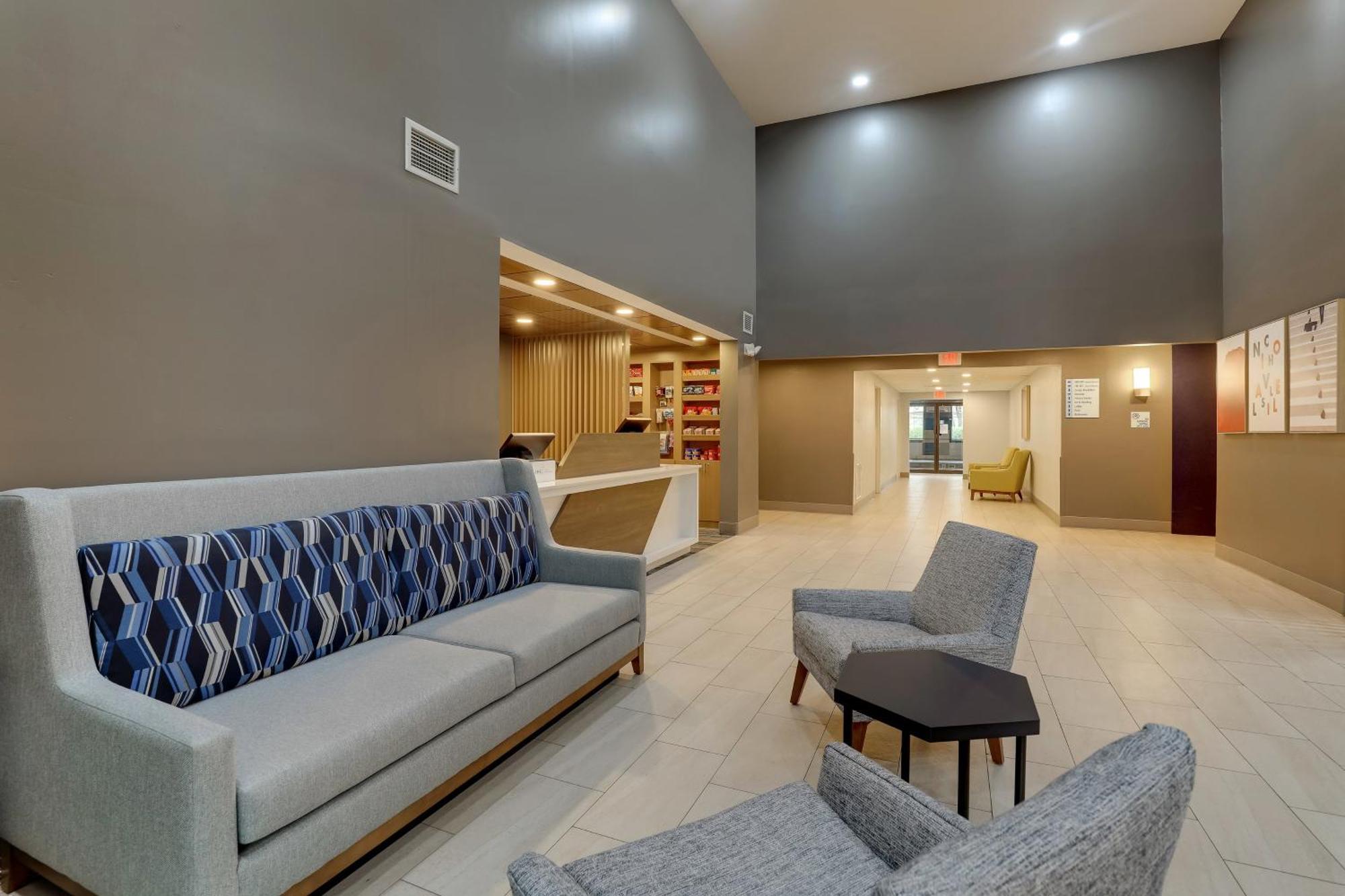 Holiday Inn Express Lexington Southwest Nicholasville By Ihg Екстериор снимка