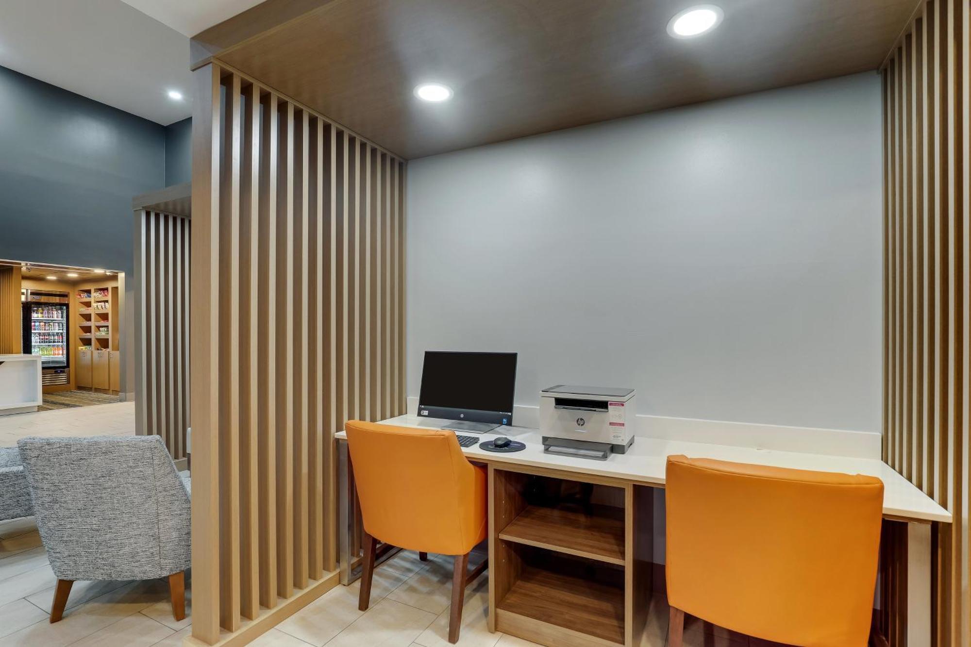 Holiday Inn Express Lexington Southwest Nicholasville By Ihg Екстериор снимка